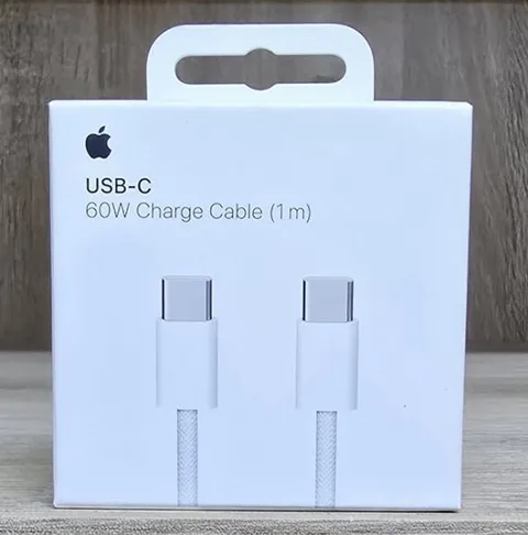 كابل شحن أبل USB-C (1 متر)